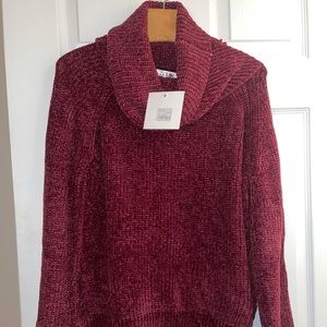 SEEK THE LABEL SWEATER